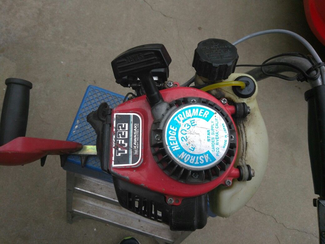 Kawasaki TF22 Hedge Trimmer for Sale in Los Angeles CA OfferUp