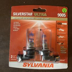 Sylvania 9005 Halogen Auto Bulbs