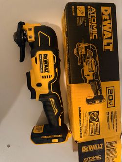 DEWALT ATOMIC 20V MAX Cordless Brushless Oscillating Multi Tool (Tool only)