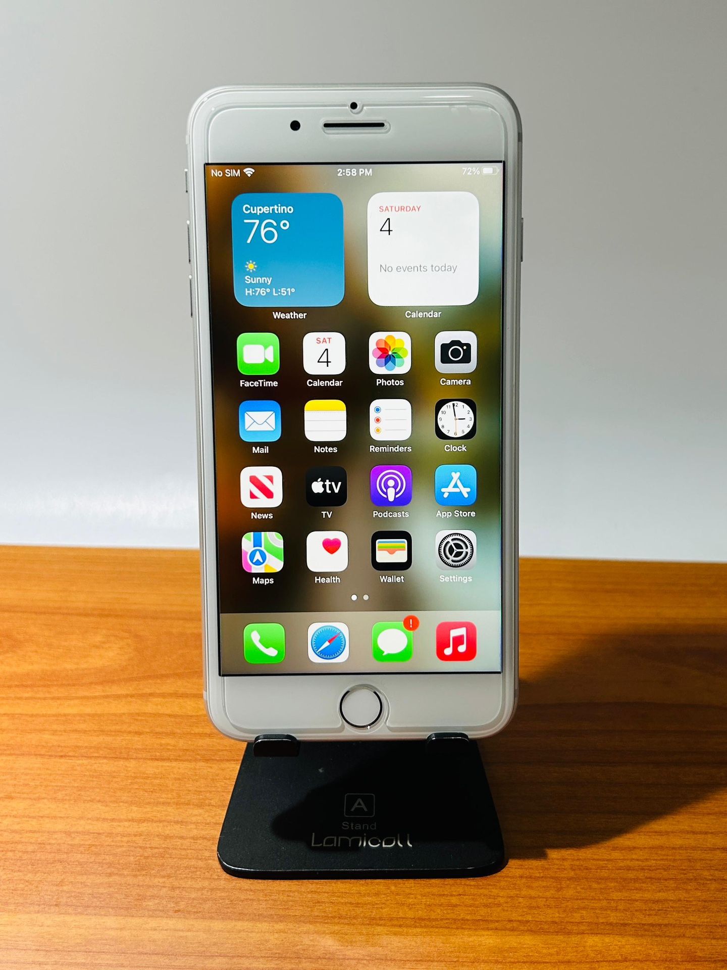 Apple iPhone 8 PLUS 64GB UNLOCKED