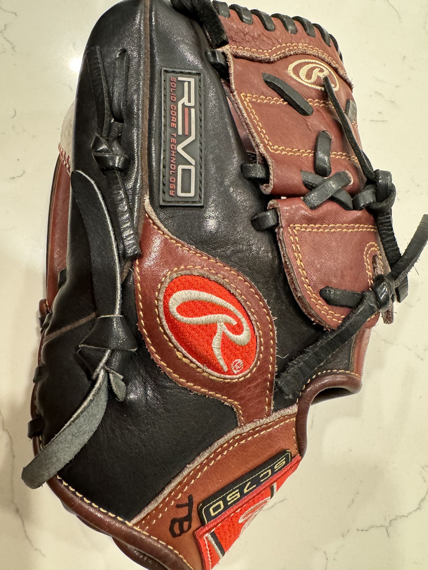Revo Baseball Glove 11.75” Left Hand 
