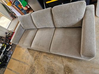 Light gray 3 seat fabric couch