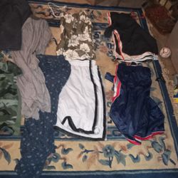 Mens Size Xlg. Clothes Lot 