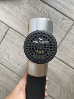 Hyperice - Hypervolt Vibration Massage Device - Cordless - Silver/Black for  Sale in Los Angeles, CA - OfferUp