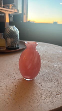 Mini pink vase