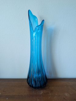21.5" Peacock Blue L.E Smith Fat Bottom Swung Vase