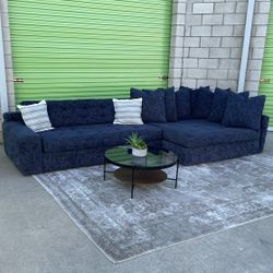 *Free Delivery* Macys Large Sectional Couch Sofa 