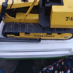Vintage Tonka Bulldozer 