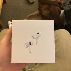 AirPod Pros (Applecare Included)