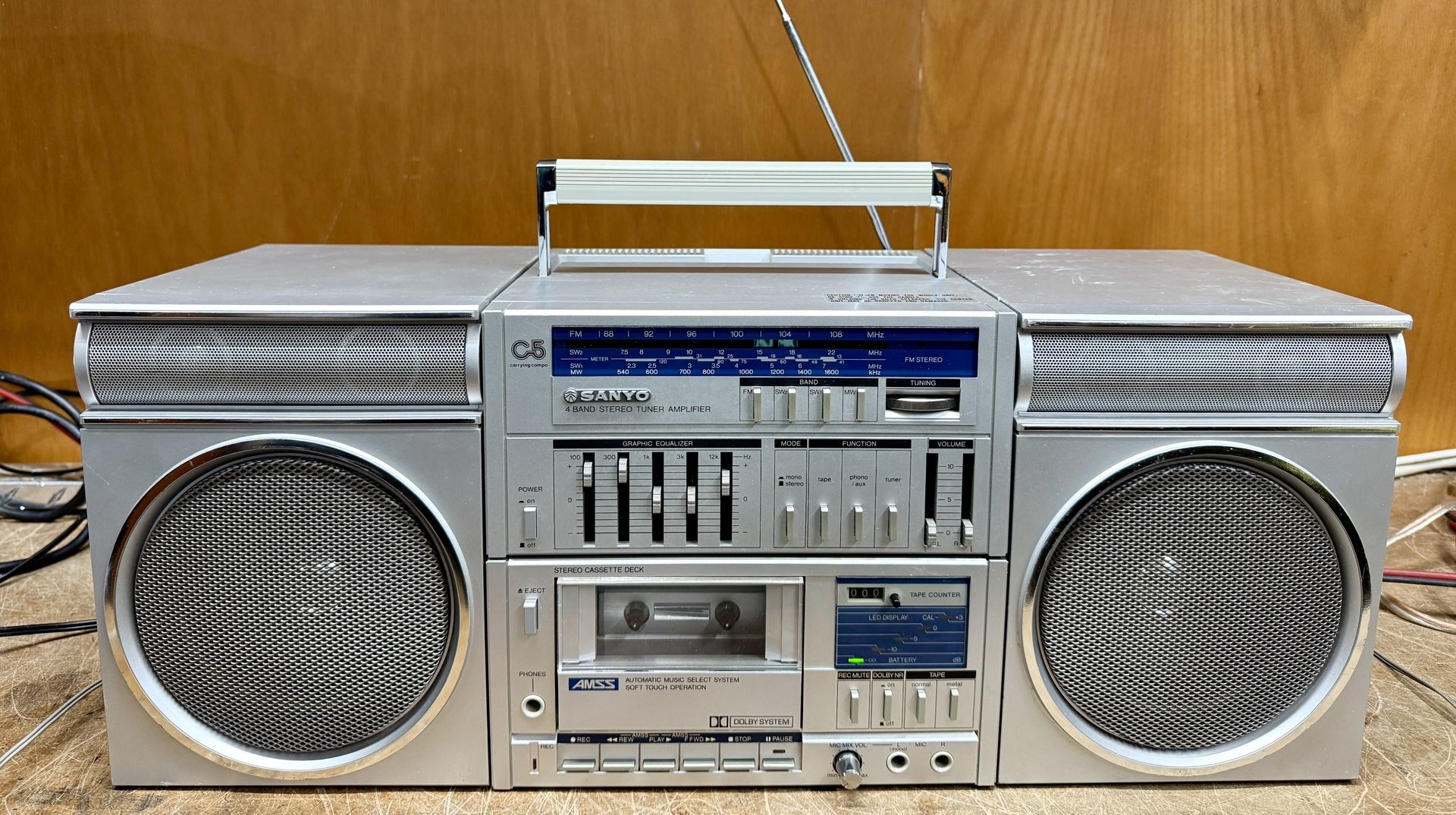 Vintage Modular Sanyo Boom box Model C5 ( Please Read )