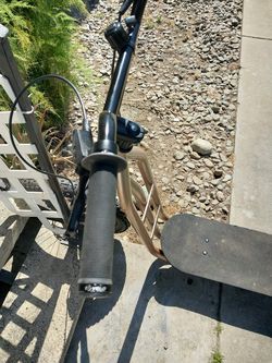 Sprocket, legend scooter.