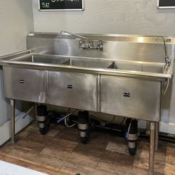 NSF 3 Compartment Commercial  sink 