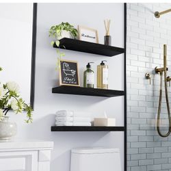 Brand new In box set of 3 floating shelves for wall 15.7” (black)