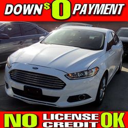 2013 Ford Fusion SE