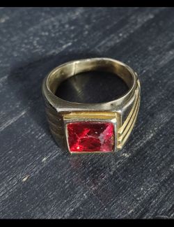Red Ruby gold-plated ring