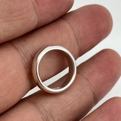 925 Sterling Silver Band Ring Size 5.5