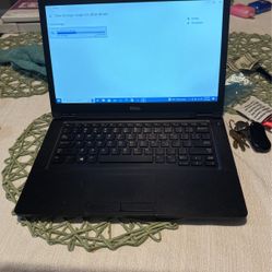 Laptop Dell 5490