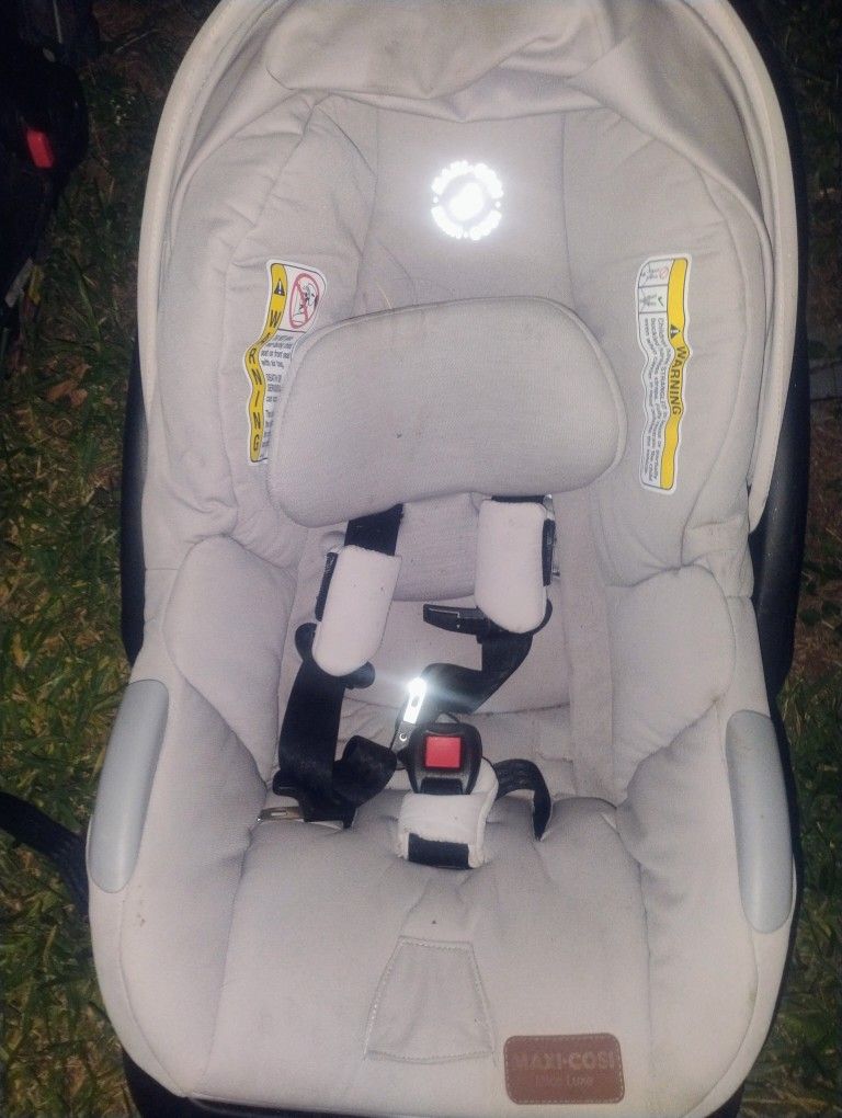 Maxi Cosi Mico Luxe Infant Car Seat