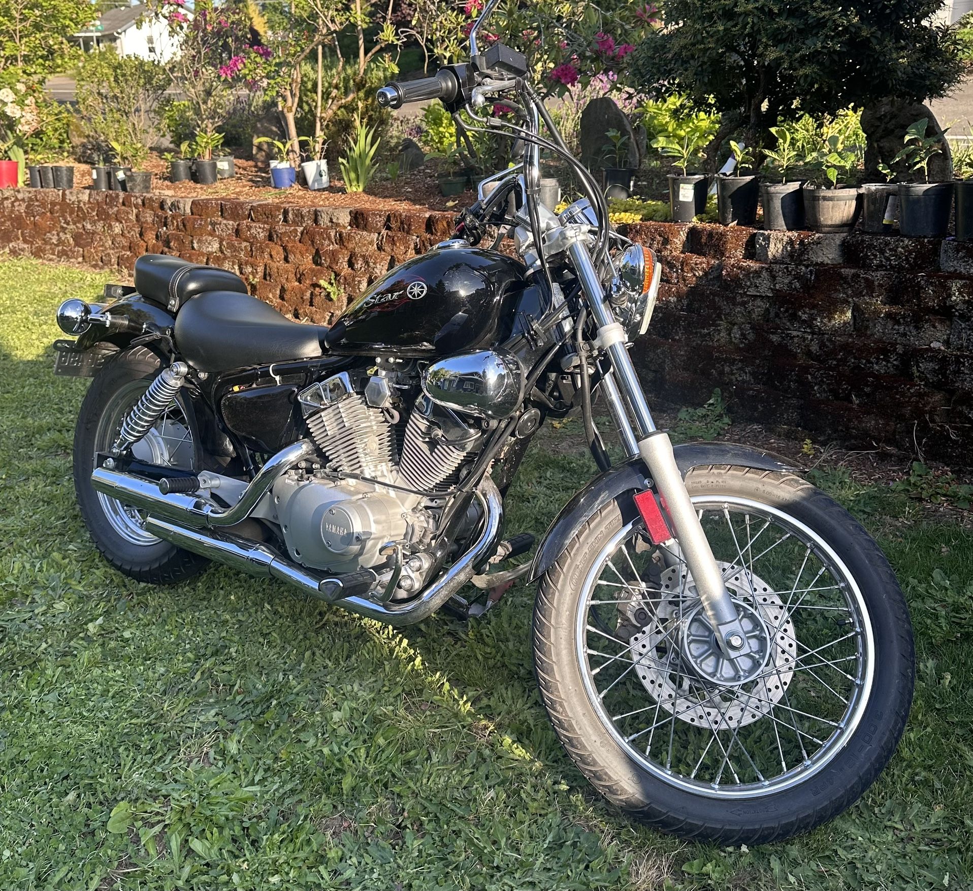 Yamaha XV2
