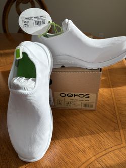Oofos Sport Sneaker
