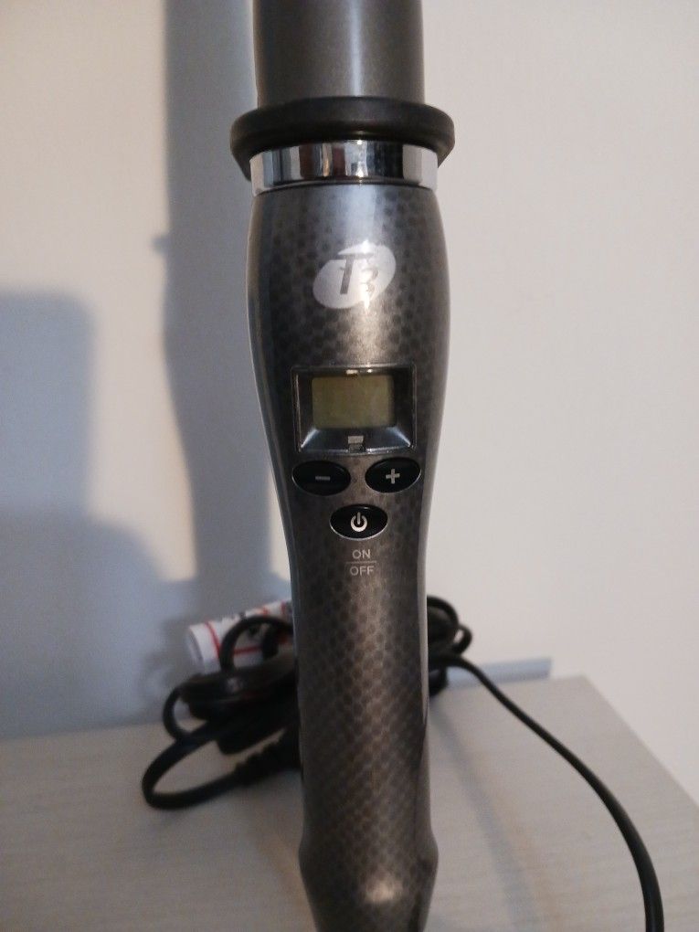T3 SinglePass Whirl Professional Styling Curling Wand Model 73580