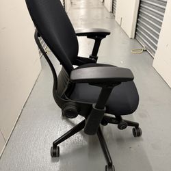 Steelcase Leap V2 Ergonomic Office Chair Fully Loaded