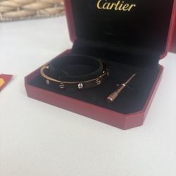 Brand New Cartier Bracelet 1:1