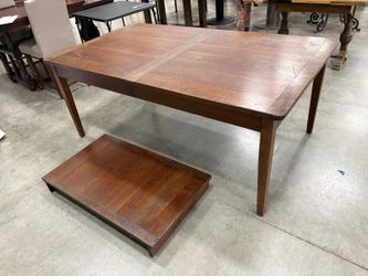 Rustic Cherry Finished Solid Wood Dining Table with Extension Leaf