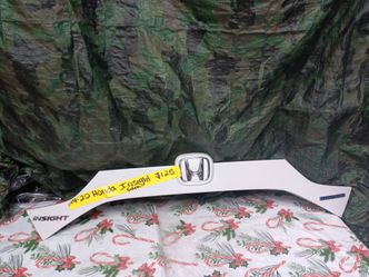 2019-20 Honda Insight Tail Gate Molding