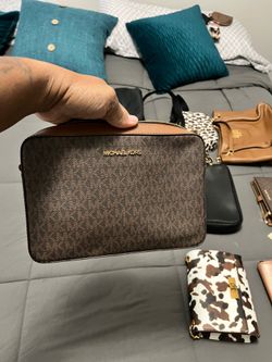 Michael kors purse