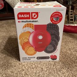 Mini Holiday Waffle Maker