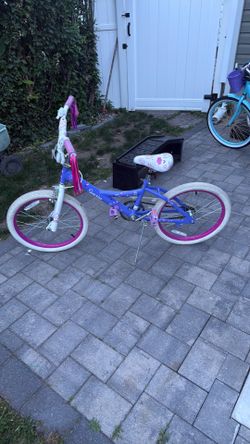 Girls 20 in bike