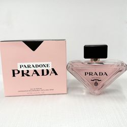 PARADOXE Perfume 