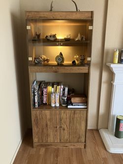 Matching JC Penney Hutch Set