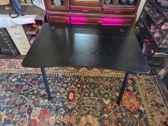 Black Gaming Desk with Cable Management