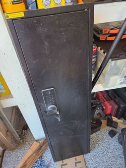 Gun locker
