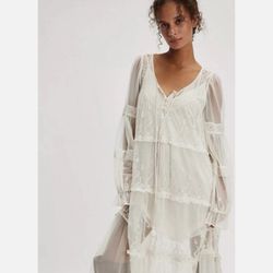 Brand New Woman’s Free People brand White Lace Dress Up For Sale 