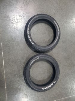 20x4 Off Road Kenda Tires