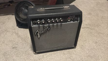 Electric guitar amplifier