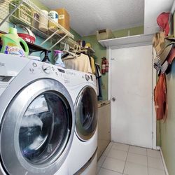 Whirl Pool Washer And Dryer
