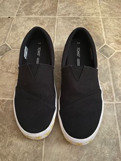 TOMS Black Canvas Slip-On Sneakers