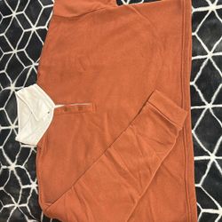 Semi-cropped Sweater