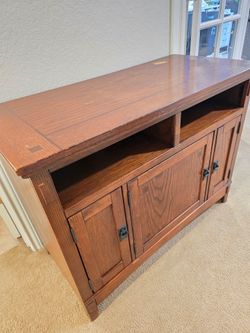 Mission Style Solid Wood TV Stand with Cabinet
