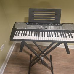 Digital Piano Keyboard With Stand