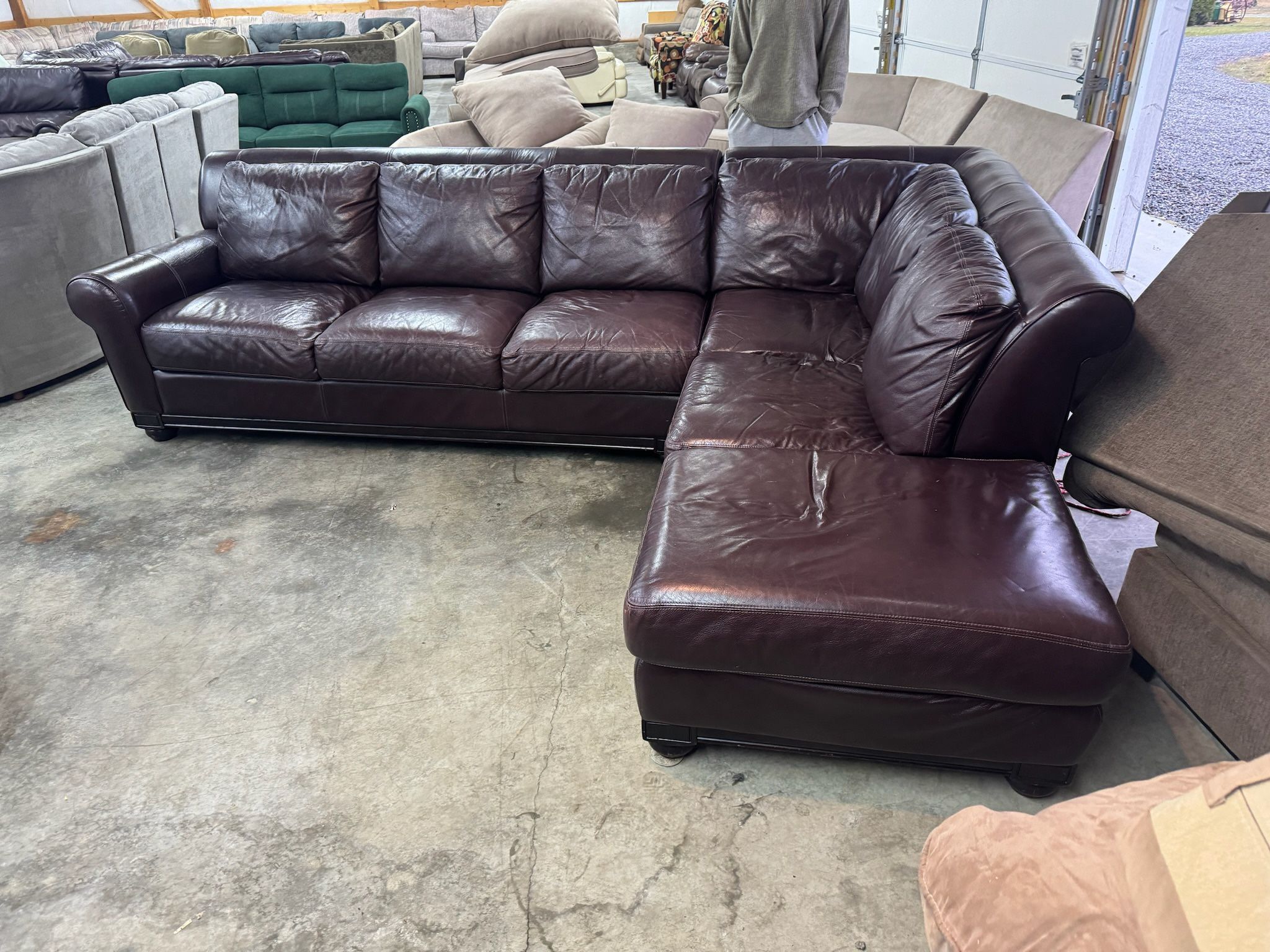 Leather Sectional Couch (WE DELIVER)