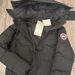 Canada Goose Wyndham Parka 