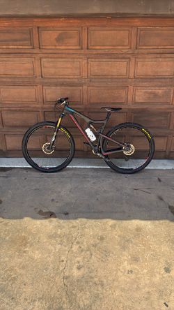 Santa Cruz Tallboy Carbon 29 Mountain Bike