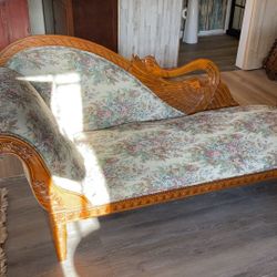 antique French Fainting Couch 
