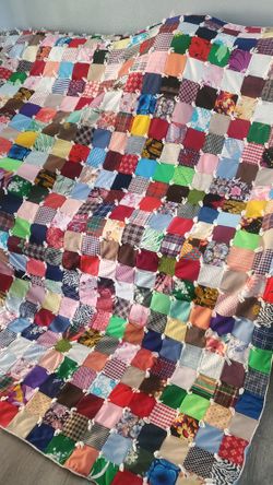 Vintage Polyester Quilt