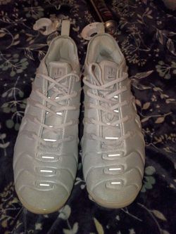 Nike Air VaporMax Plus Sneakers
